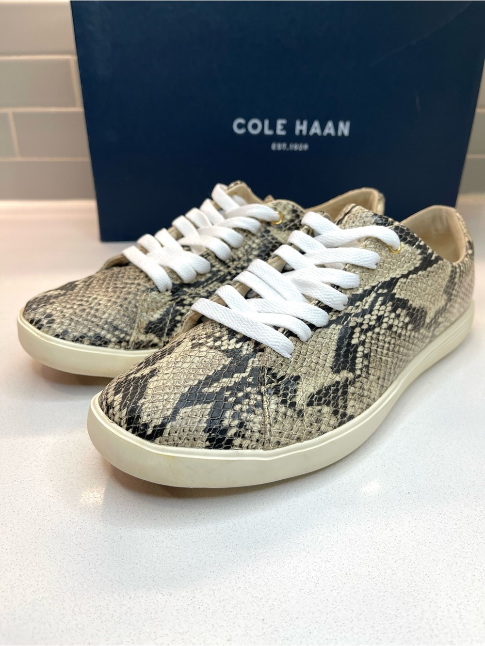 Cole Haan Sneakers Women’s Snake-Print Low-Top in Beige and Black size 8.5